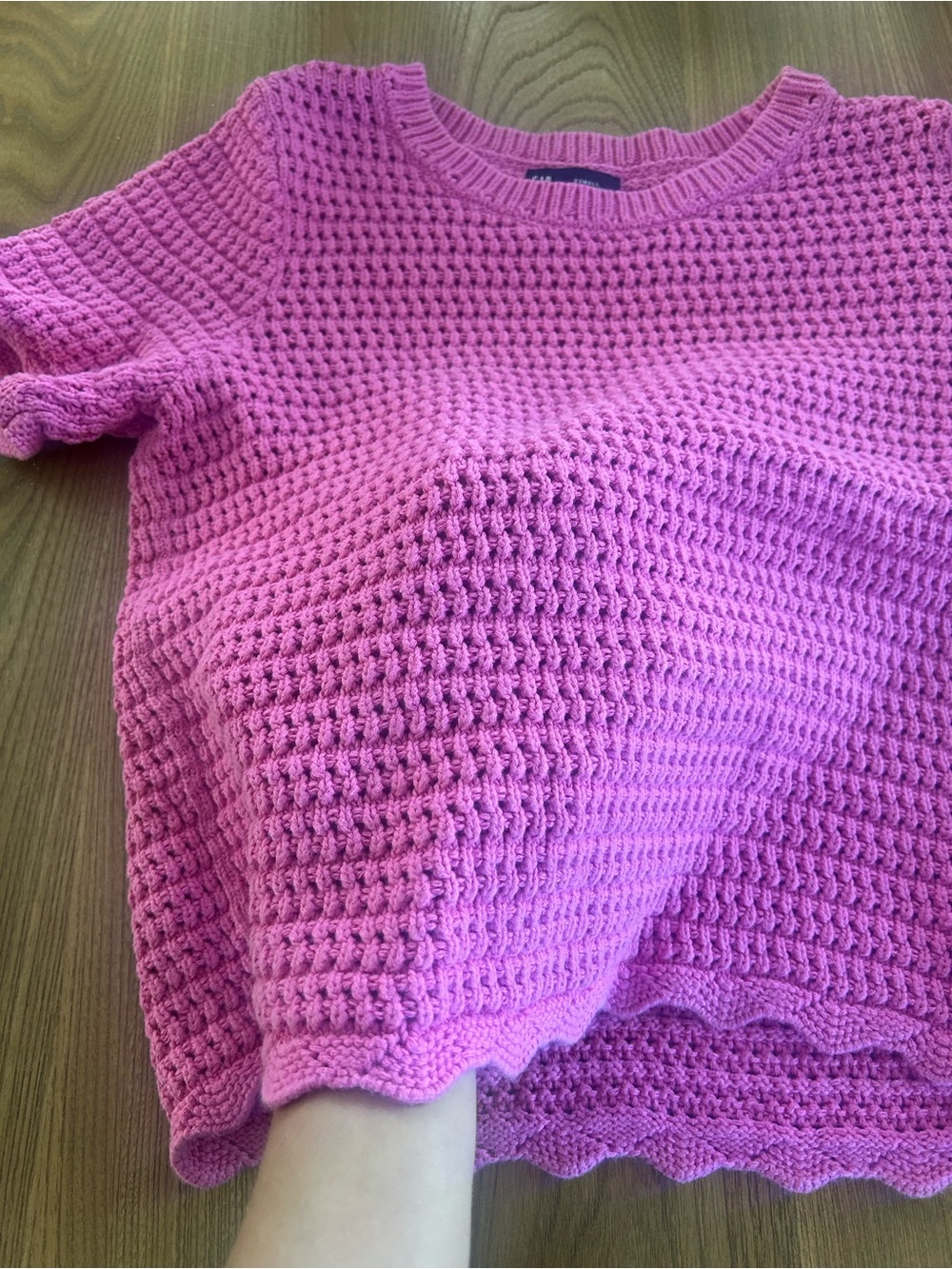 GAP Hot Pink Crochet-Knit Short Sleeve Top - Picture 2 of 5